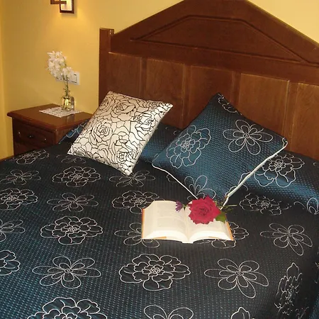 호텔 Rural El Caseron De 3*