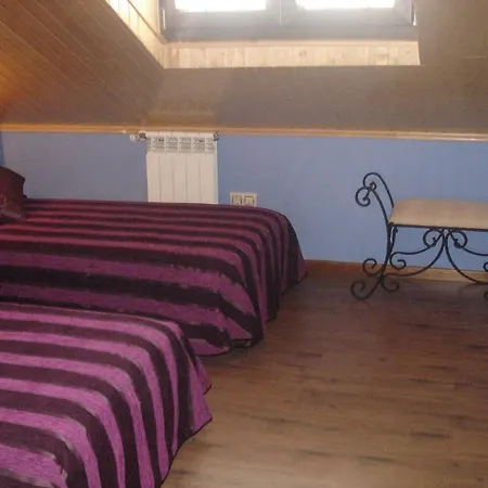 Rural El Caseron De Linarejos