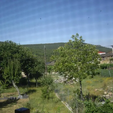 호텔 Rural El Caseron De Linarejos